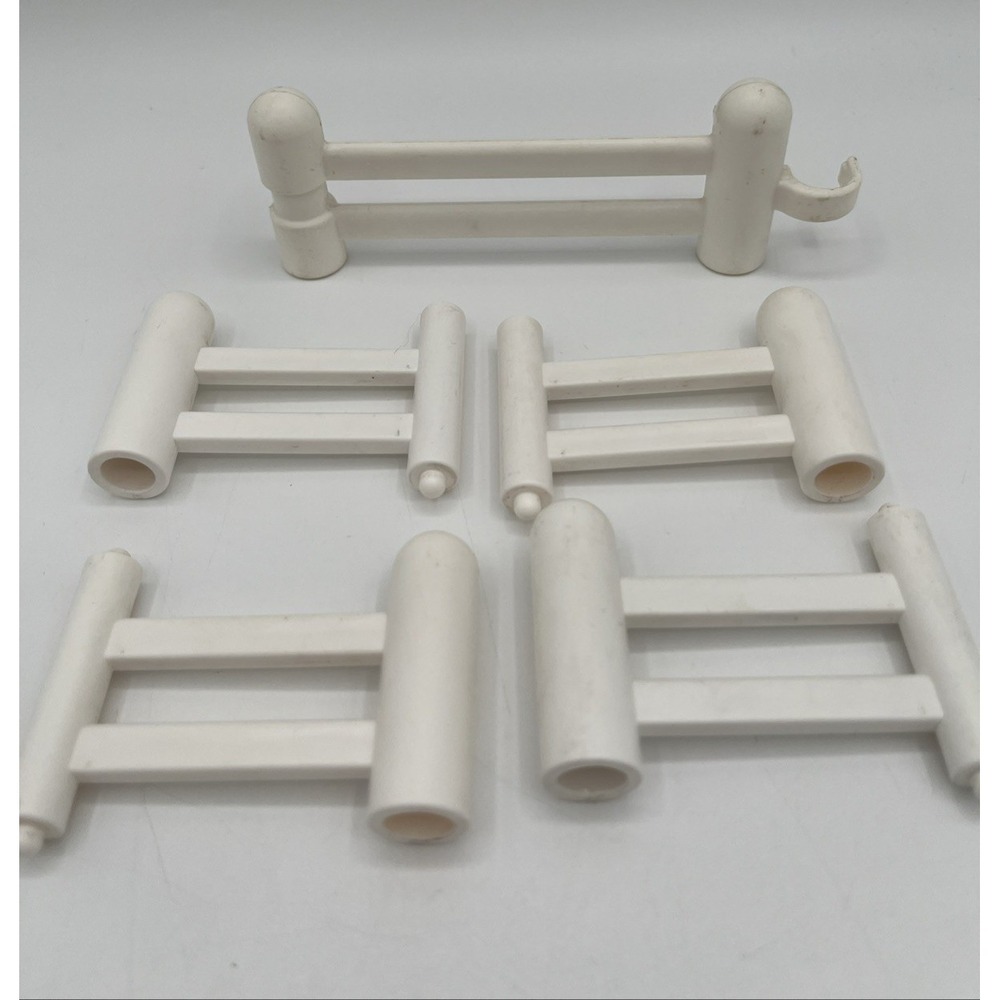 1995 Fisher Price Little People Farm Barn #2590 72590 Replacement Fences pcs x 5